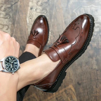 Střapec Mokasíny Muži Kůže Formální Boty Luxusní Pánské Ležérní Muž Shose Šaty italské Pantofle Pro Podnikání Mokasíny Prodyšný