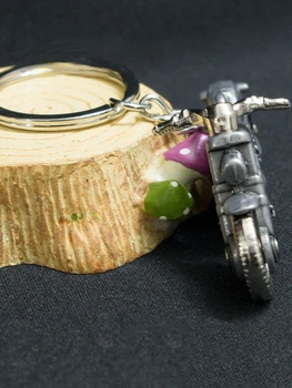 2022 Nový Klasický motocykl klíčenka mini motocykl zinkové slitiny přívěsek auto klíčenka klíčenky přívěšek na klíče