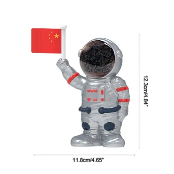 Astronaut Červená Vlajka Dashboard Hračka Potřásl Dárek K Narozeninám Auto Dekor Solární Astronaut Parapetu Psací Stůl Office